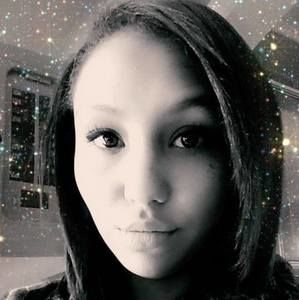 Meet your Posher, Briana